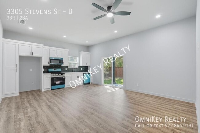 Photo - 3305 Stevens St Unidad B