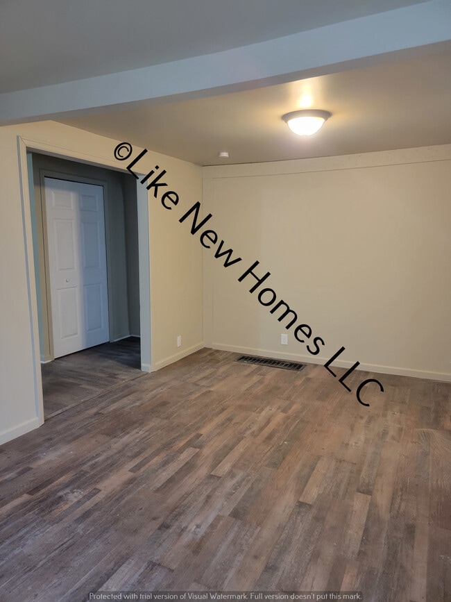 Photo - 5448 Silverton Dr