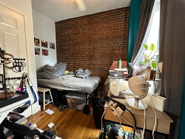 Photo - 1677 Washington St Unidad 1