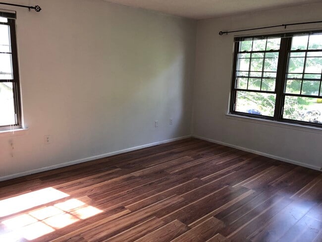 Photo - 143 Woodward Ln Unit 26D