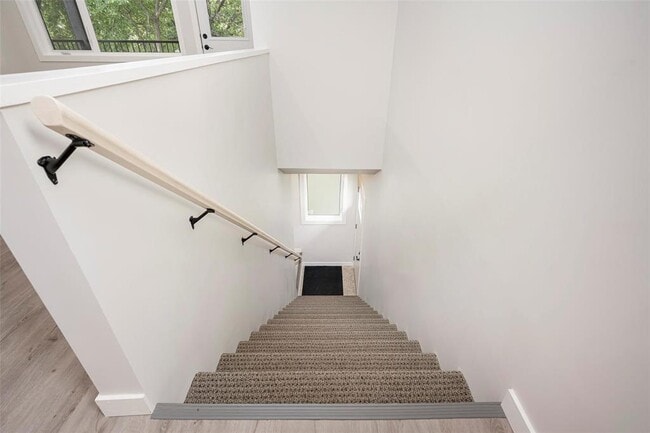 Photo - 120.5 Imperial Ave