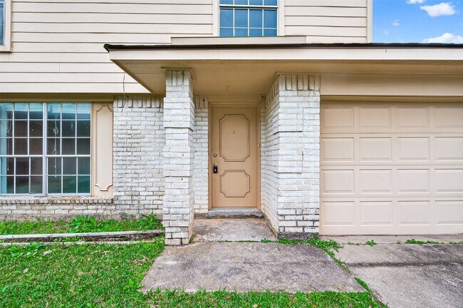 Photo - 7523 La Pl Dr