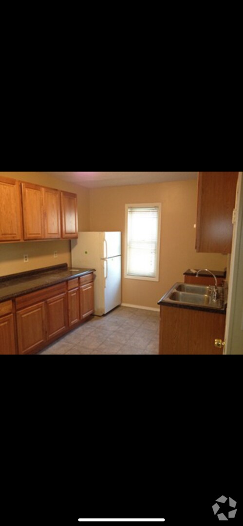 Building Photo - 2804 Harriet Ave Unit 1 Rental