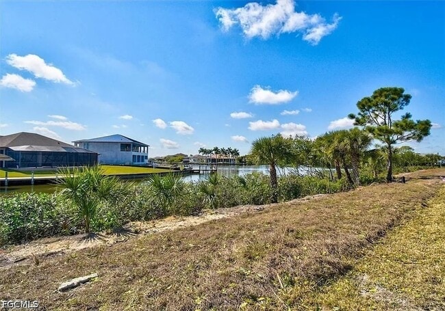 Photo - 7796 Lakes Edge Ln