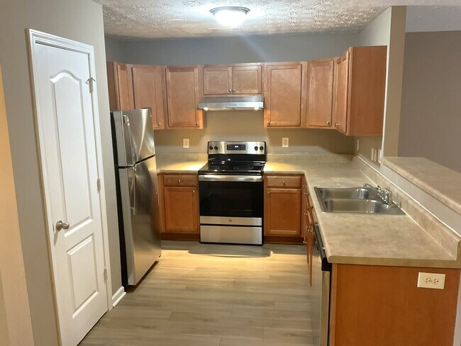 Photo - 105 Magnolia Gardens Walk