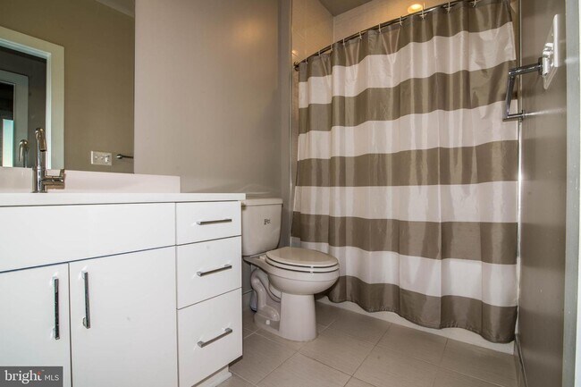 Photo - 1500 Pennsylvania Ave. SE Unidad 406