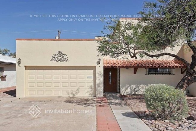 Building Photo - 3029 S Country Club Way
