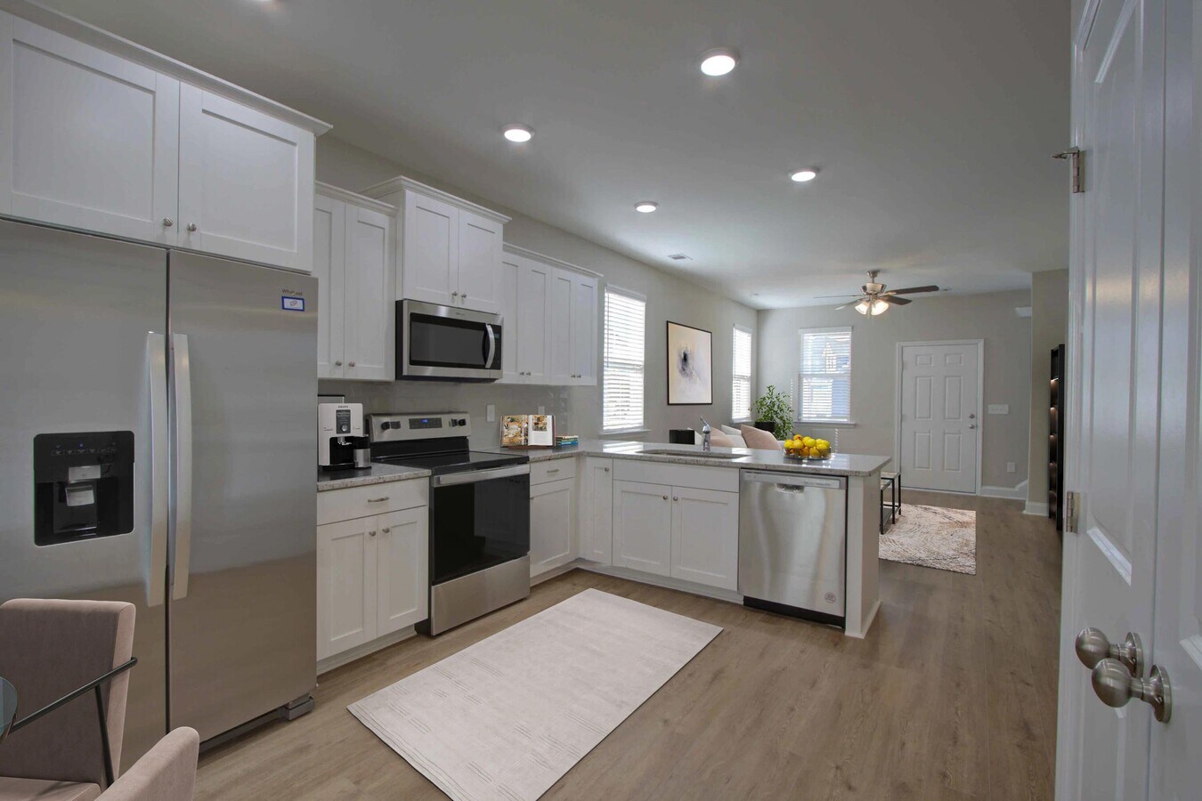 Photo - 715 Camden Cir