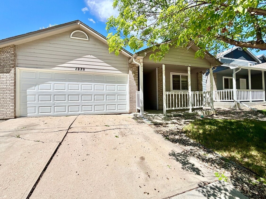 Beautiful Duplex with Attached Garage and ... - Beautiful Duplex with Attached Garage and ...