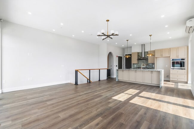 Photo - 21 Lincoln Park Unit 300