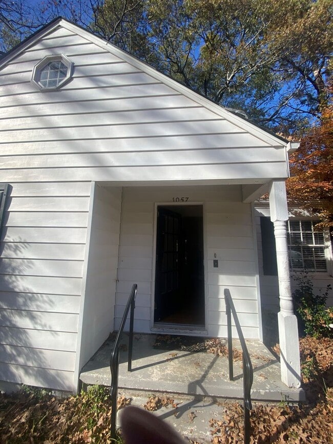 Building Photo - "Get ready to step into your new dream hom...