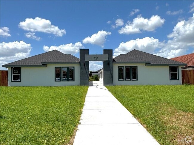 Building Photo - 206 S Ridge Ave Unit 3 Rental