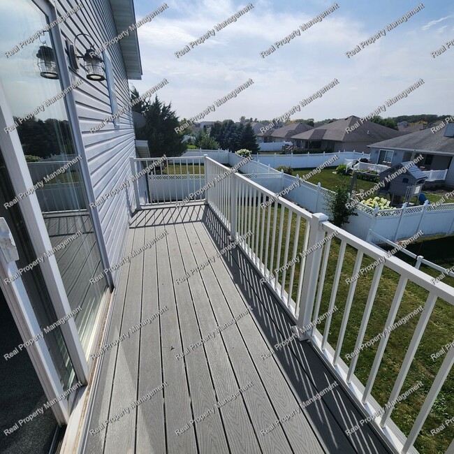 Photo - Large 2 Bedroom Winfield Townhome