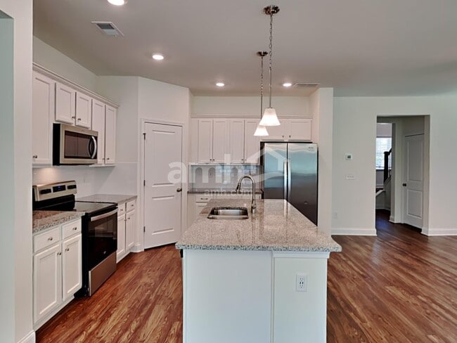 Photo - 209 Rivulet Dr