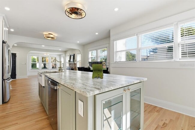 Photo - 1004 W Charter St