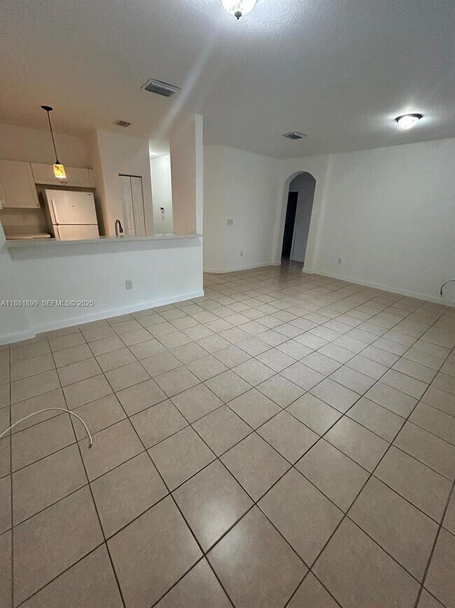 Photo - 1650 NE 33rd Ave Unit 205-7