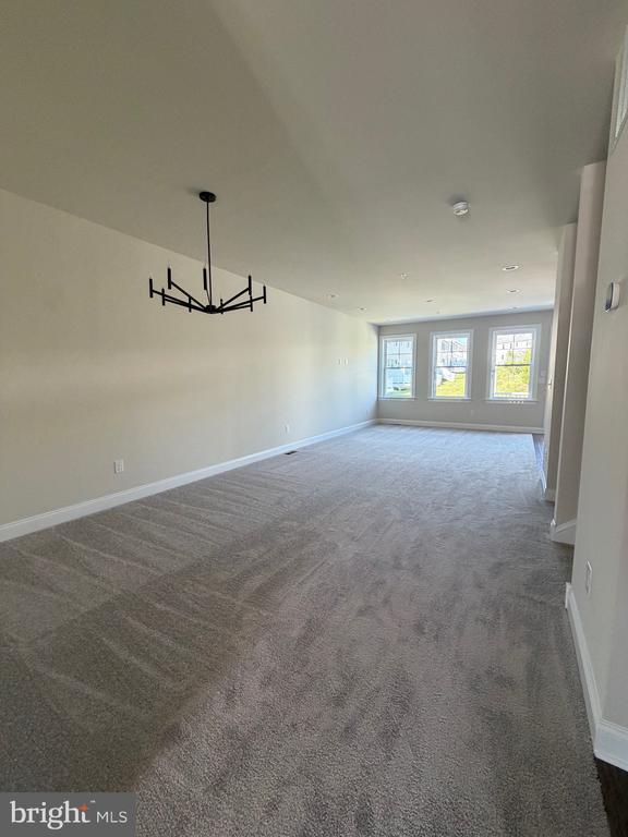 Photo - 433 Reagans Ln