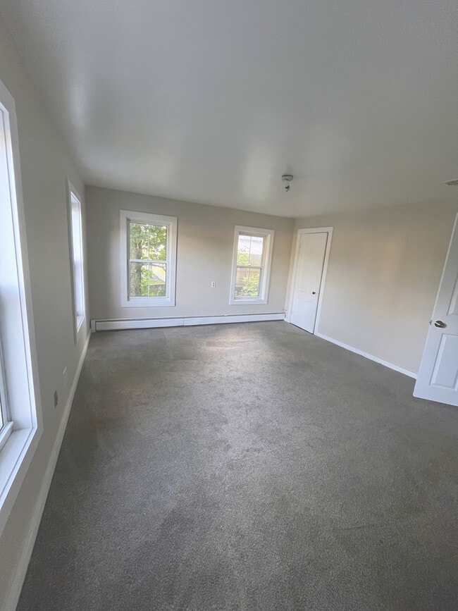 22 Mill St Unit 2