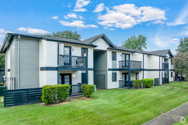 Building Photo - Haven at Briargrove Rental