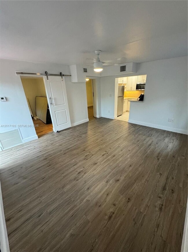 Photo - 235 SW 64th Ave Unit 2B