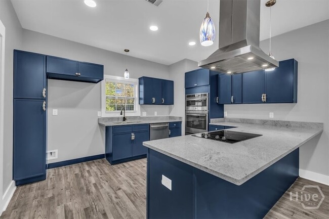 Photo - 2706 Hopkins St