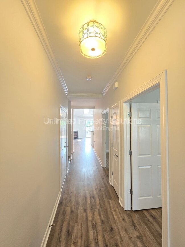 Photo - 339 Monlandil Dr