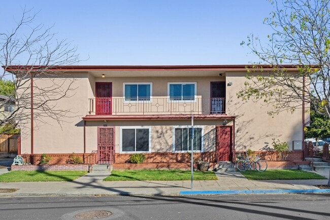 Photo - 2727 McGee Ave Unit 2731 Mcgee Ave