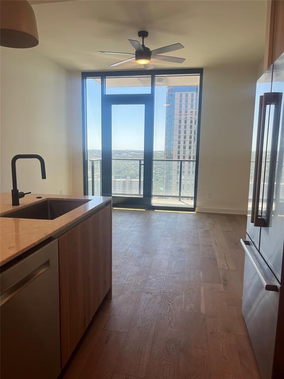 Photo - 84 East Ave Unidad 2807 Rental