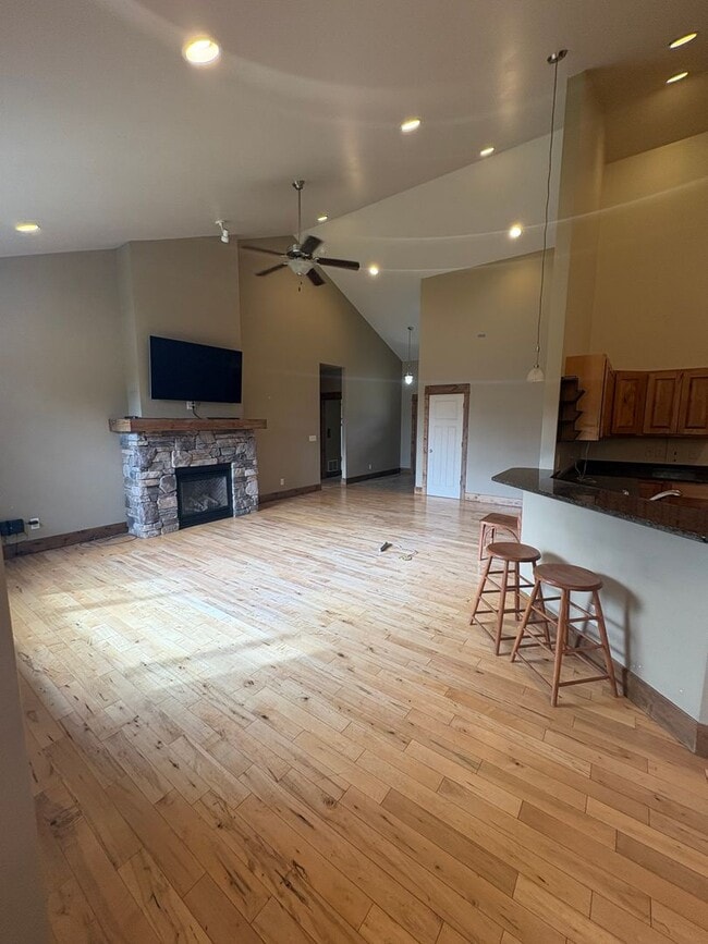 Photo - 3114 Madrona Ln