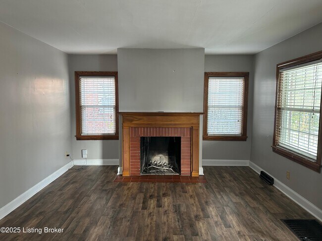 Photo - 332 E Esplanade Ave