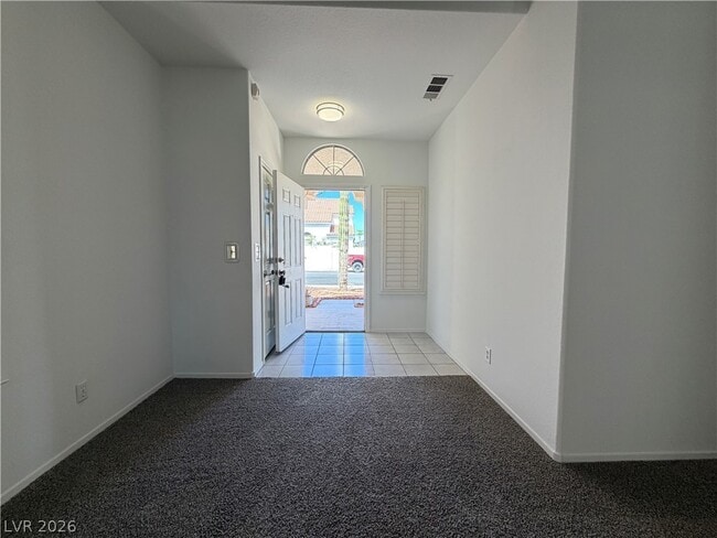 Photo - 208 Highgate St