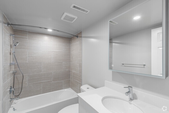 2BR, 2BA - 1,134SF - Primary Bathroom - Lakeside Apartments