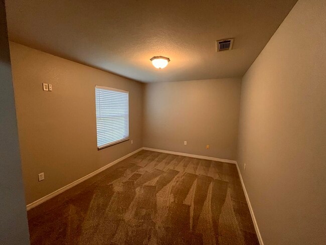 305 Seclusion Blvd