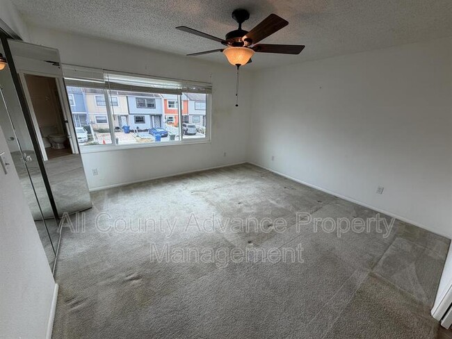 Building Photo - 2751 S Pines Dr