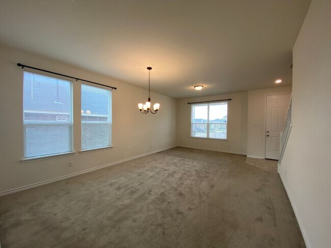 Photo - EDGEBROOK