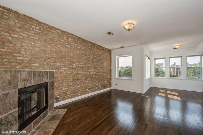 Photo - 3510 W Palmer St Unit 3E