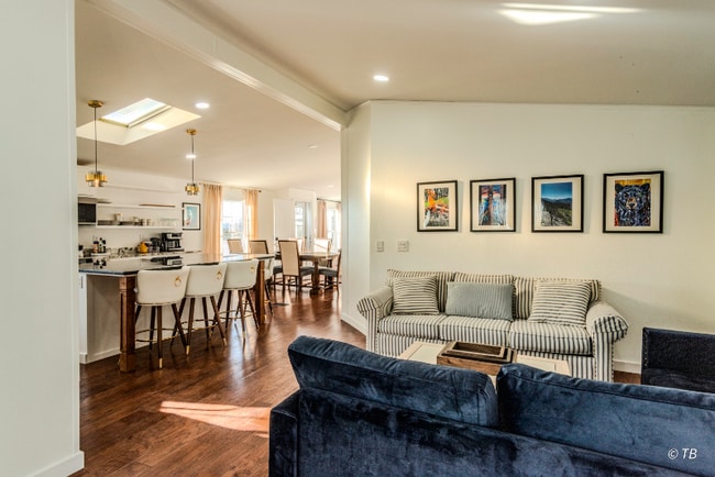 Photo - 650 Robmar Ln