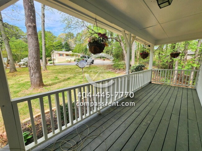 Photo - 142 Wanda Ave