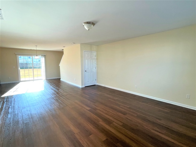 Photo - 37 Miller Park Cir