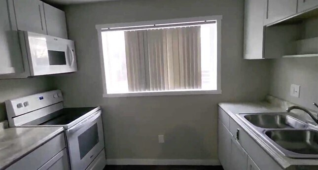 Photo - 723 E Jefferson St Unit 1