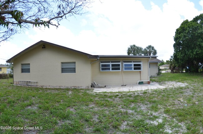300 Darrow Ave