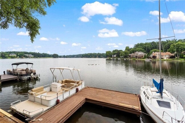 Photo - 1695 Spinnaker Dr