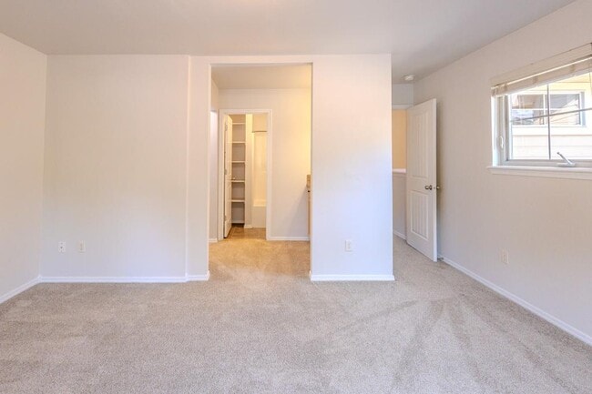 Photo - 936 N Mercer St