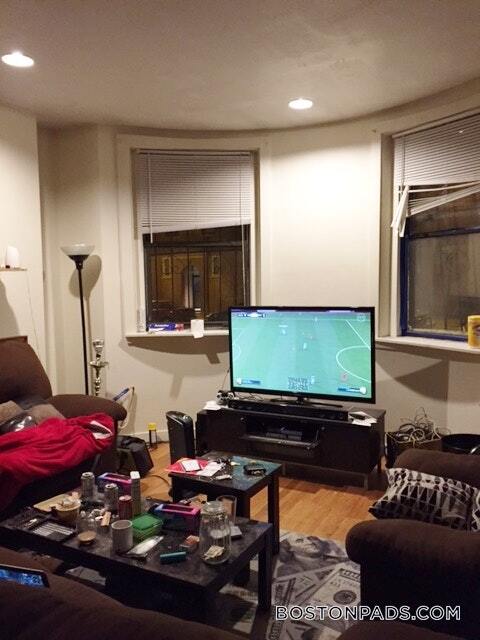 Photo - 616 Columbus Ave Unidad 1