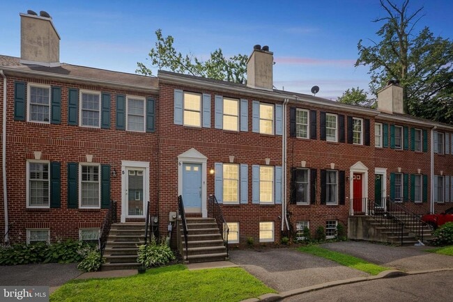 Photo - 5400 Wissahickon Ave Townhome