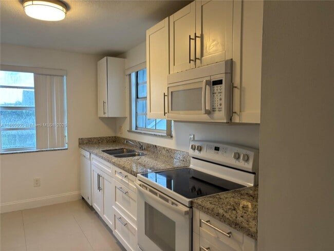 Photo - 2662 SE 19th Ct Unit 205-E