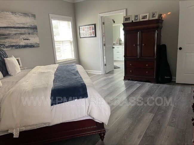 Photo - 117 Crest Hill Dr