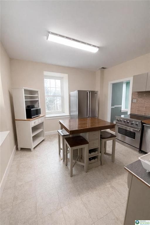 Photo - 10637 Schantz Rd