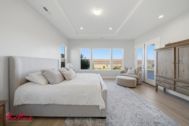 Photo - 4 Bedroom Home with Gorgeous Views