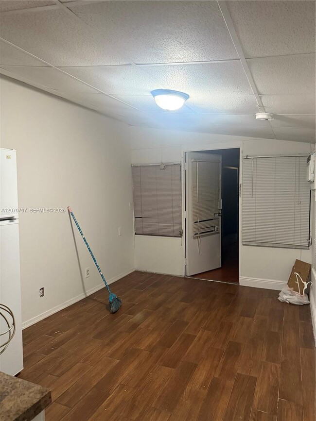 Photo - 700 SW 8th Ave
